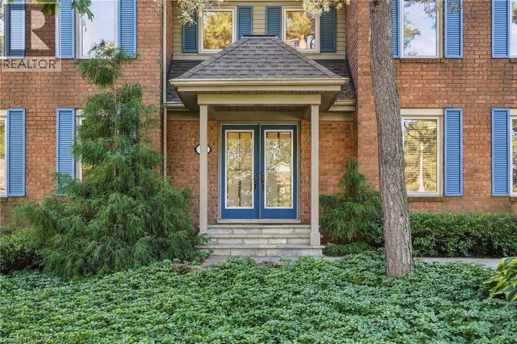 77 FLANDERS Drive, Waterdown — photo 3