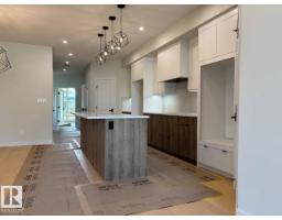 Great room - 7928 97 Av Nw Nw, Edmonton, AB T6C2B7 Photo 8