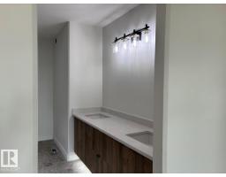 7928 97 Av Nw Nw, Edmonton, AB T6C2B7 Photo 13