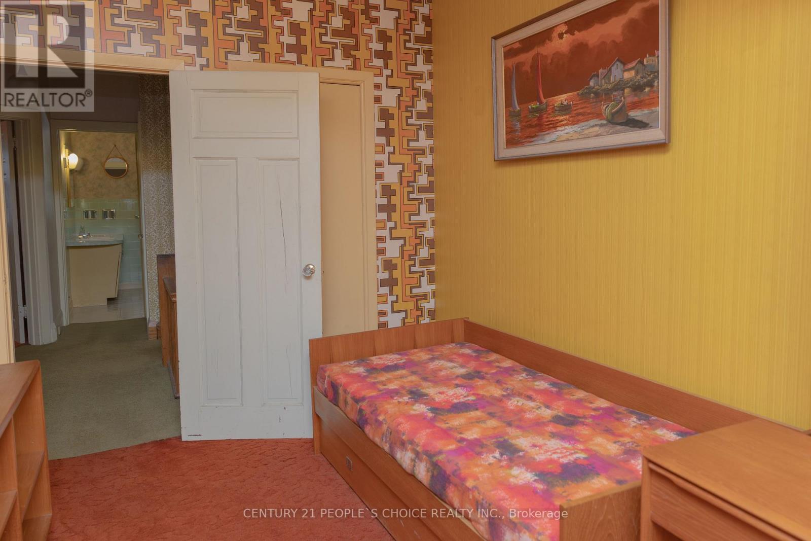 312 RUNNYMEDE ROAD - 28