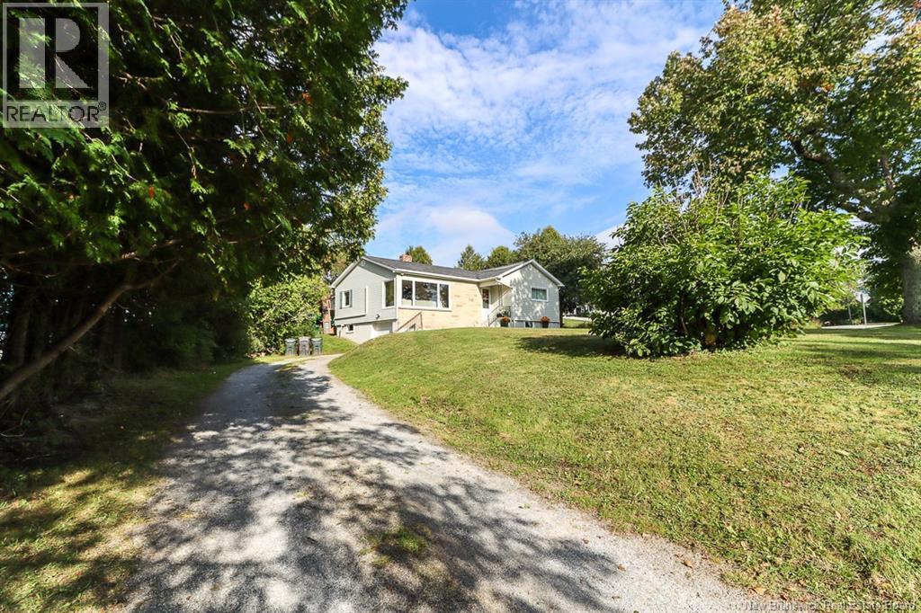 745 Main Street, Hampton — photo 4