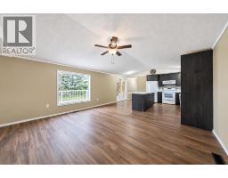 Living room - 6506 52 Street, Ponoka, AB T4J1E2 Photo 8