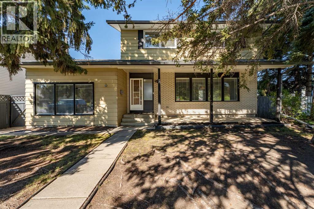 135 Queensland Road SE, Calgary — photo 3