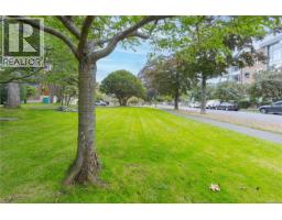 303 647 Michigan St, Victoria, BC V8V1S9 Photo 13