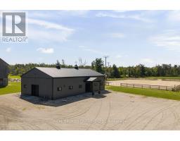 3750 10 Line N, Oro Medonte, ON L0K1E0 Photo 11