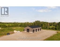 3750 10 Line N, Oro Medonte, ON L0K1E0 Photo 6
