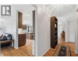 Kitchen - 132 Hodson Crescent, Okotoks, AB T1S1C6 Photo 7