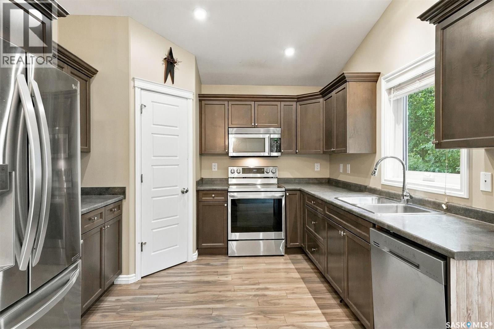 502 Lehrer CRESCENT - 9