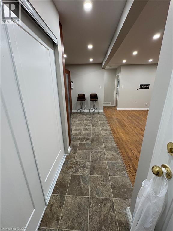 194 RIVER Road E Unit# Upper, Kitchener — photo 6