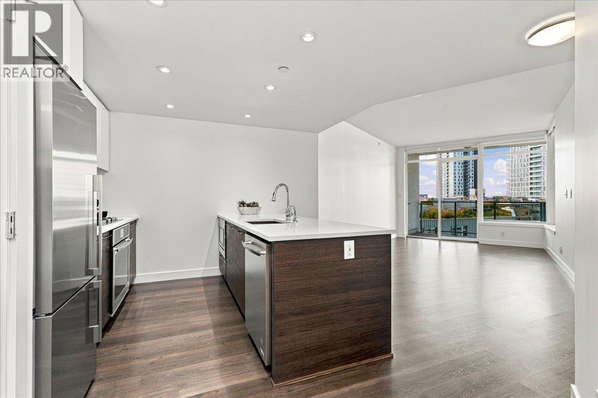 706 3557 SAWMILL CRESCENT, Vancouver — photo 6