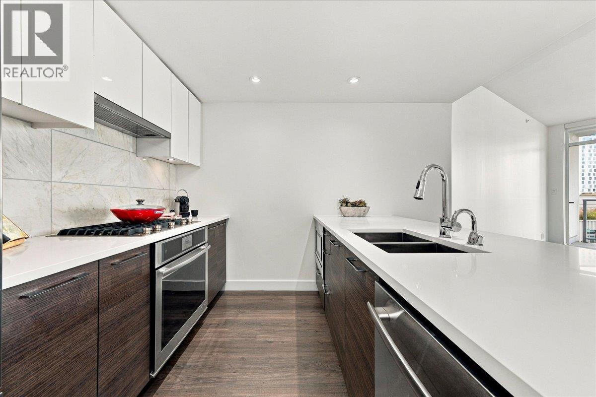 706 3557 SAWMILL CRESCENT, Vancouver — photo 8