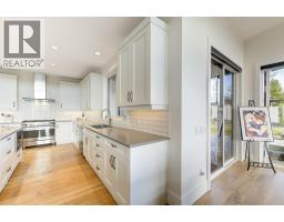 683 Havencrest Court, Vernon, BC V1H2L9 Photo 25