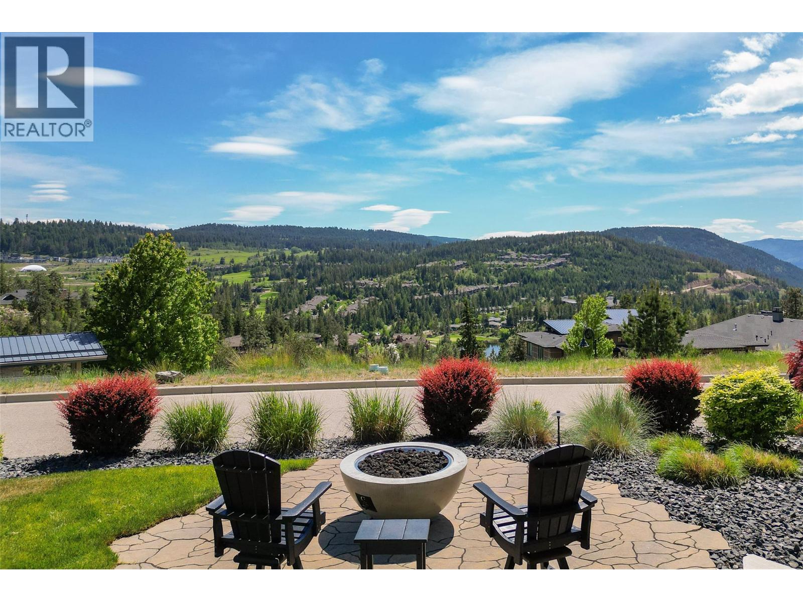 683 HAVENCREST Court - Image 20