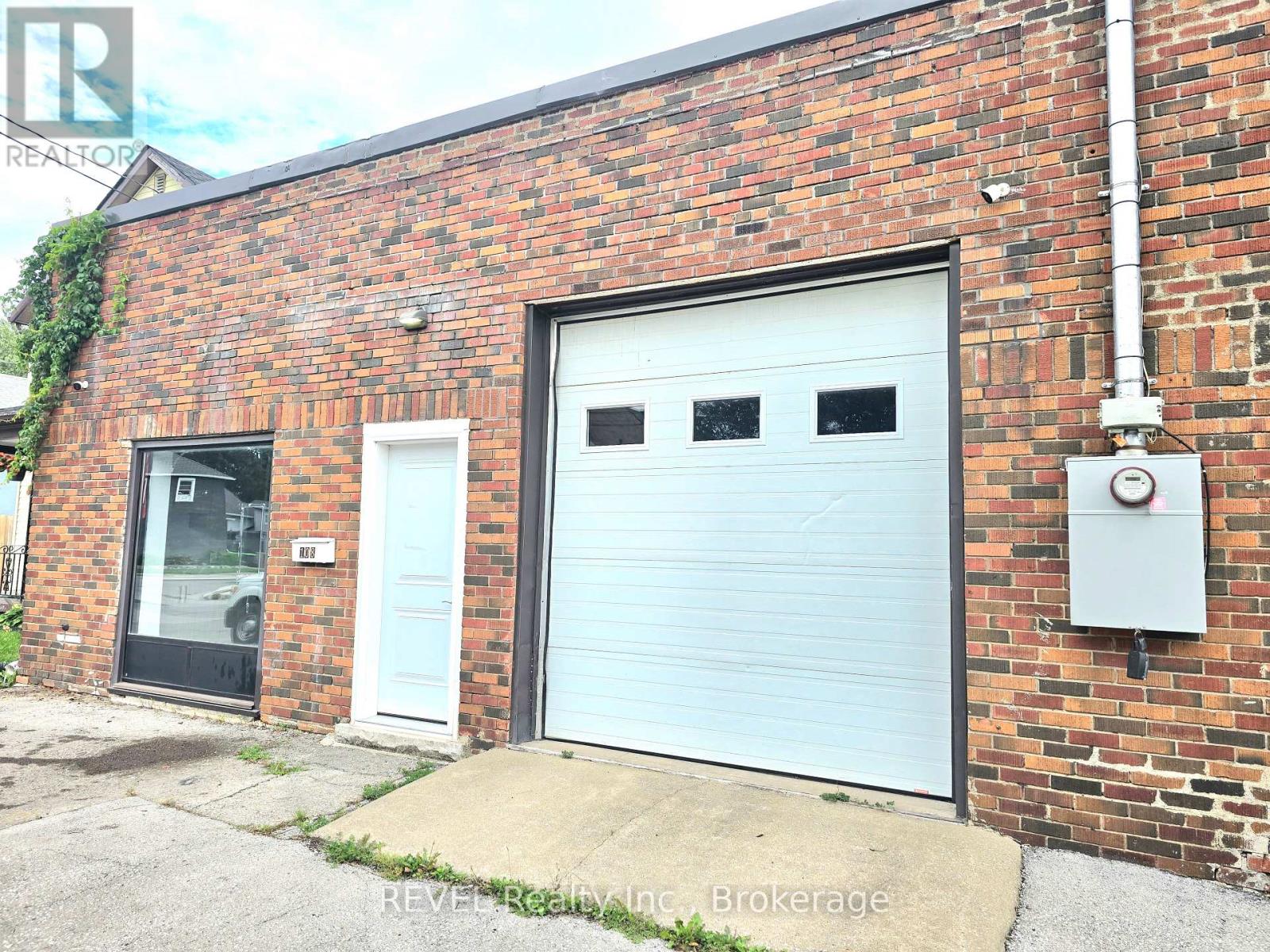 108 DUNCAN STREET, Welland (Lincoln/Crowland) — photo 3