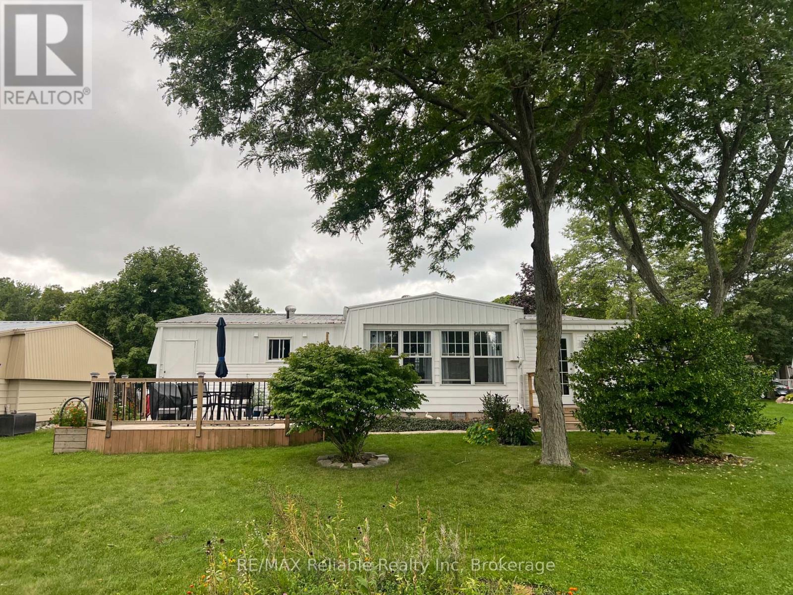 413 SHANNON BOULEVARD - Image 11