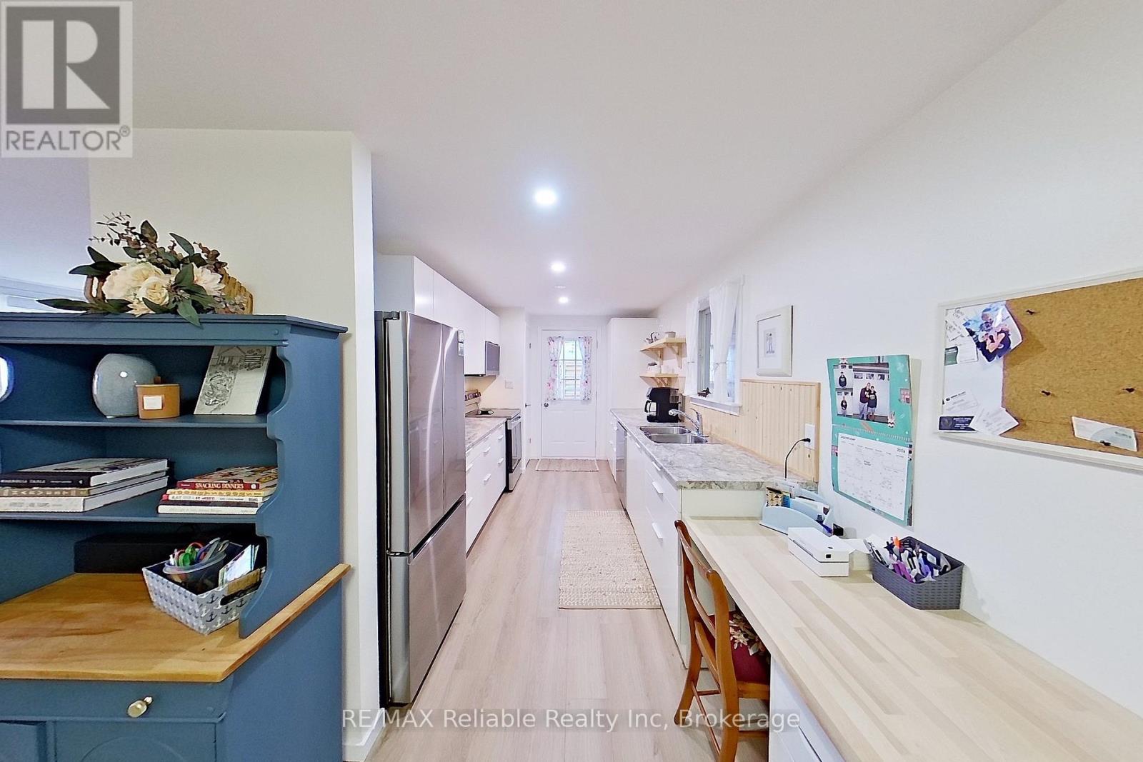 413 SHANNON BOULEVARD - Image 19