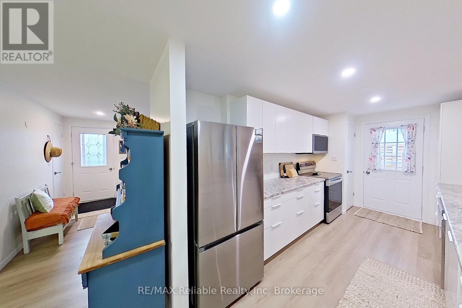 413 SHANNON BOULEVARD - Image 23