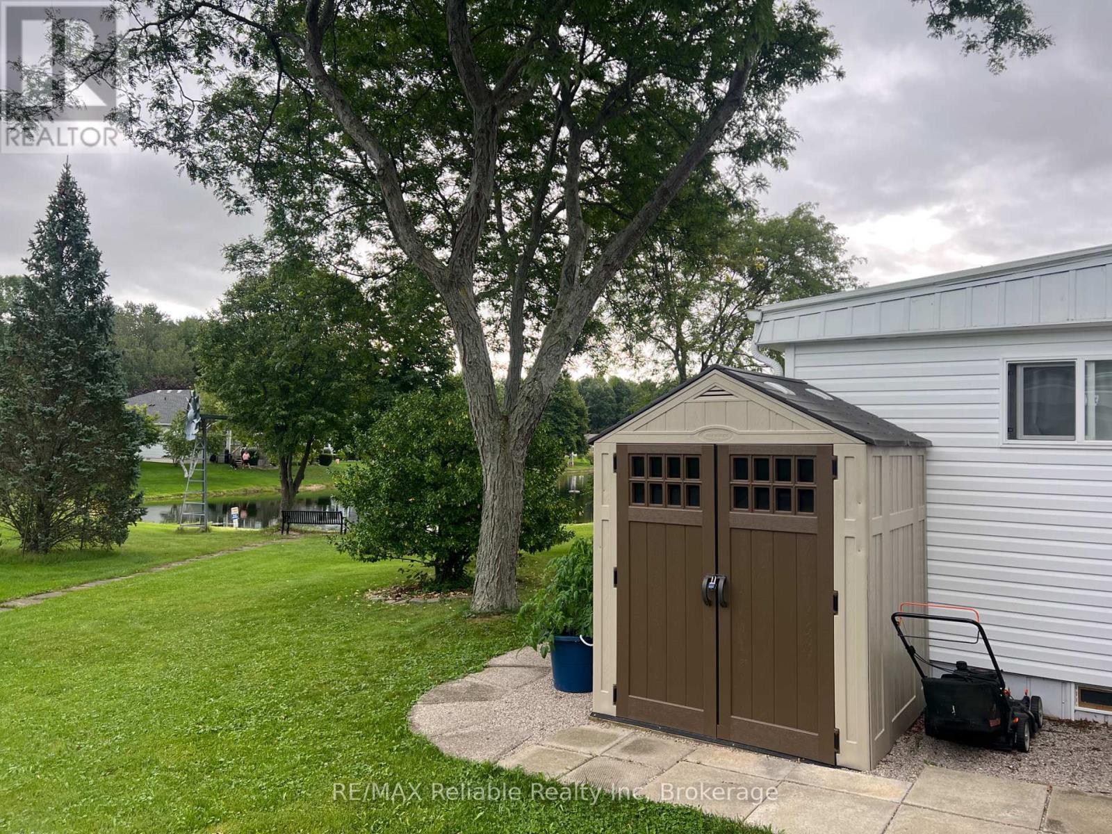 413 SHANNON BOULEVARD - Image 44