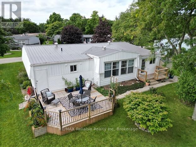 413 SHANNON BOULEVARD, South Huron (Stephen) — photo 8