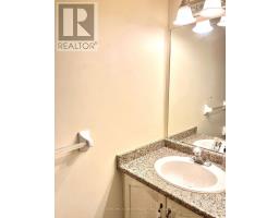 215 Kingknoll Drive, Brampton, ON L6Y4X4 Photo 12
