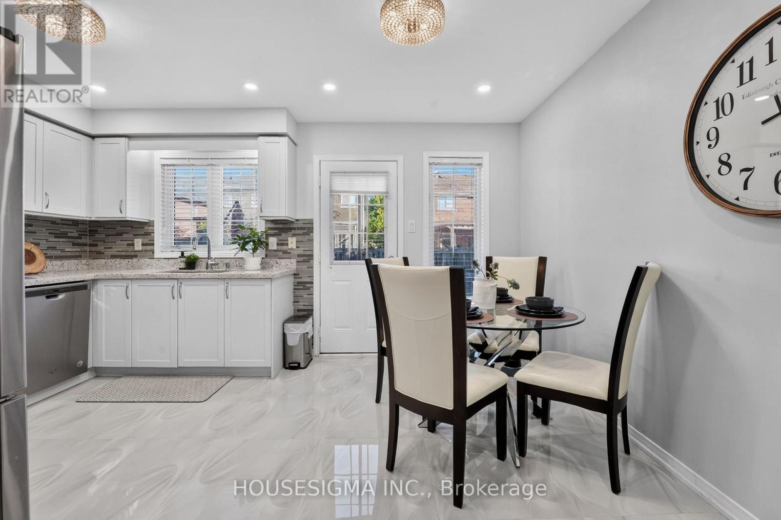 5261 PALMETTO PLACE - 15