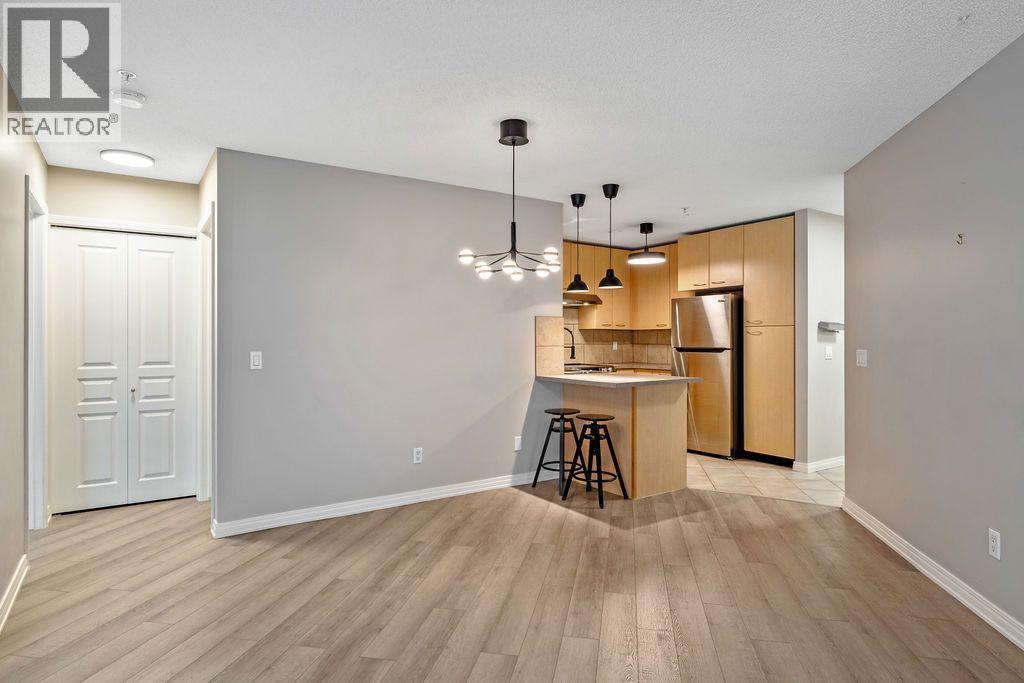 #133 22 Richard Place SW - Image 14