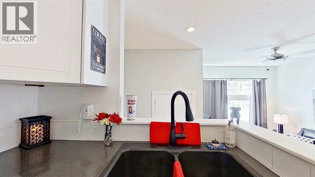 7 Bridlecrest Boulevard SW, Calgary — photo 8