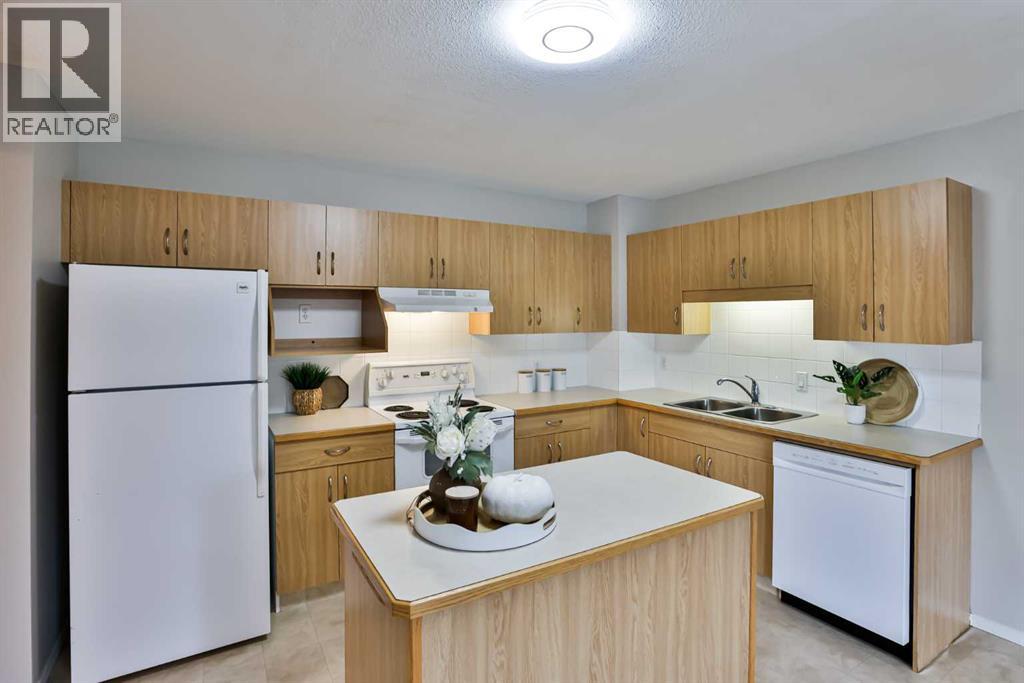 47 Highlands Place W, Lethbridge — photo 6