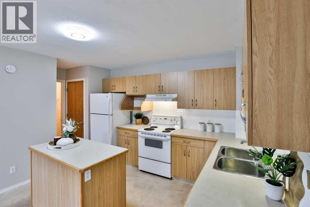 47 Highlands Place W, Lethbridge — photo 7