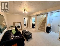 1045 93 Avenue, Dawson Creek, BC V1G1E3 Photo 19