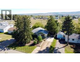 1045 93 Avenue, Dawson Creek, BC V1G1E3 Photo 38