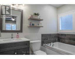 20 Grainger Crescent, Port Hope, ON L1A0B8 Photo 12