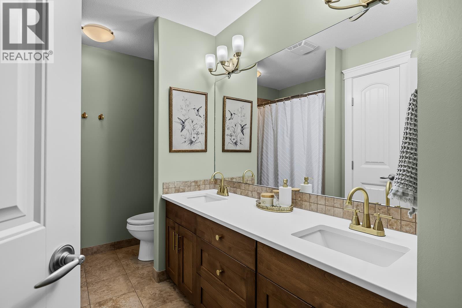 6 2283 Shannon Heights Court, West Kelowna