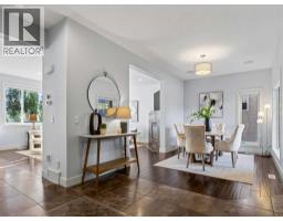 5pc Bathroom - 8729 14 Avenue Sw, Calgary, AB T3H5Y9 Photo 13