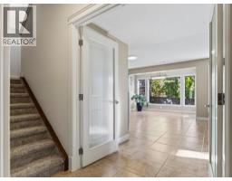 8729 14 Avenue Sw, Calgary, AB T3H5Y9 Photo 42