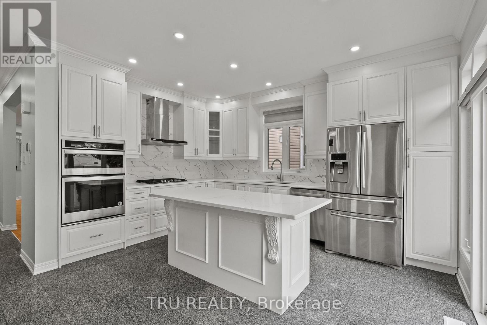 27 UPMINSTER WAY - Image 16