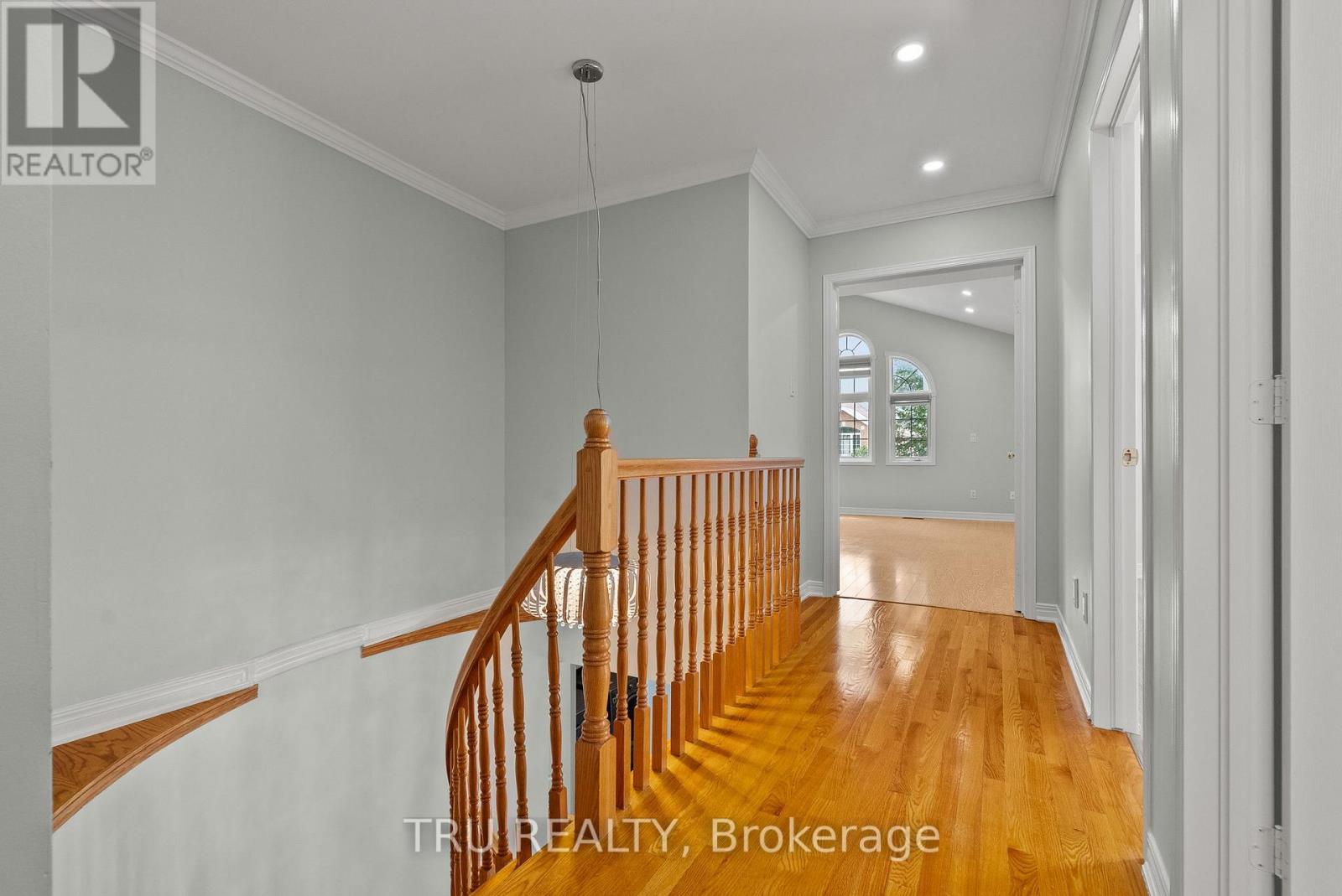 27 UPMINSTER WAY - Image 21