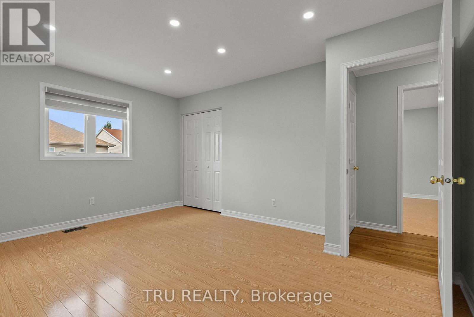 27 UPMINSTER WAY - Image 30