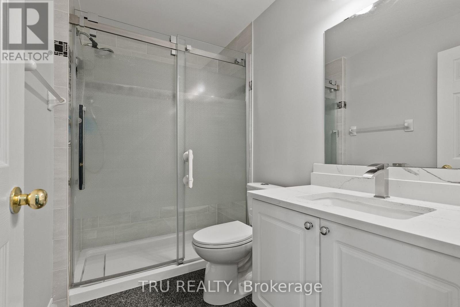 27 UPMINSTER WAY, Ottawa — photo 6