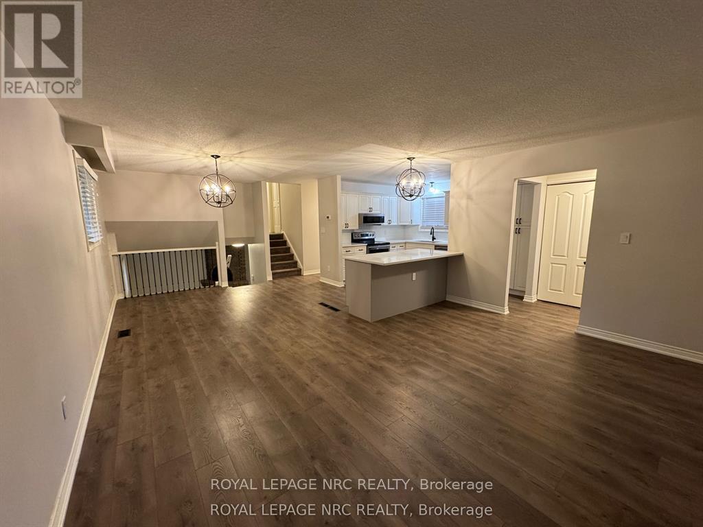 7 BLUE SPRUCE COURT, St. Catharines (Lakeport) — photo 4