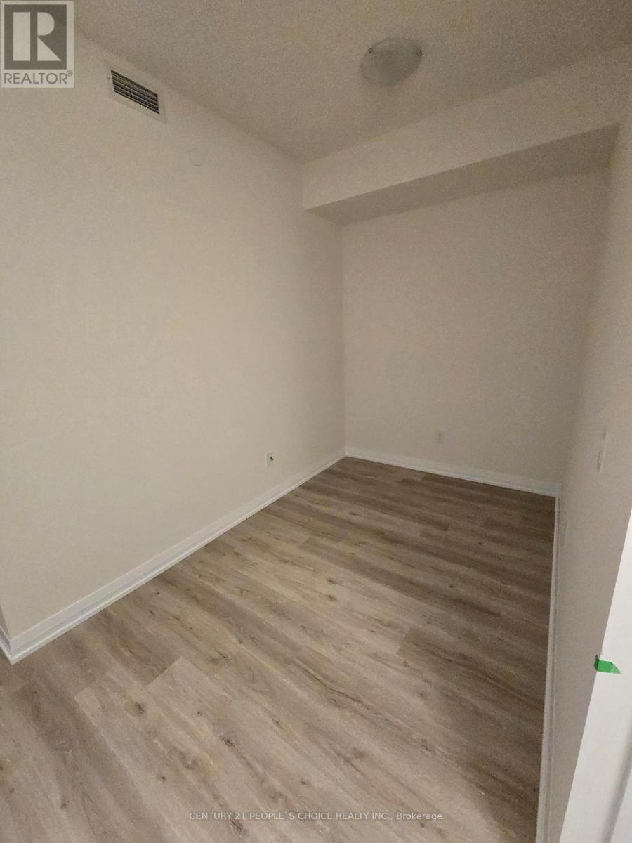 #2025 3270 SHEPPARD AVENUE E - 18