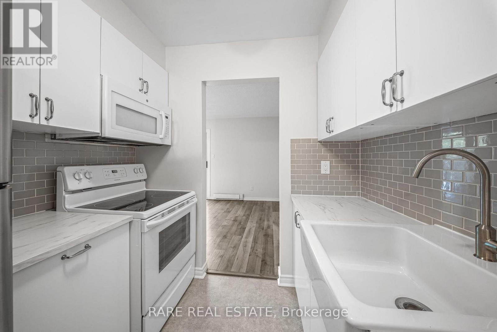 #18 221 ORMOND DRIVE - 8