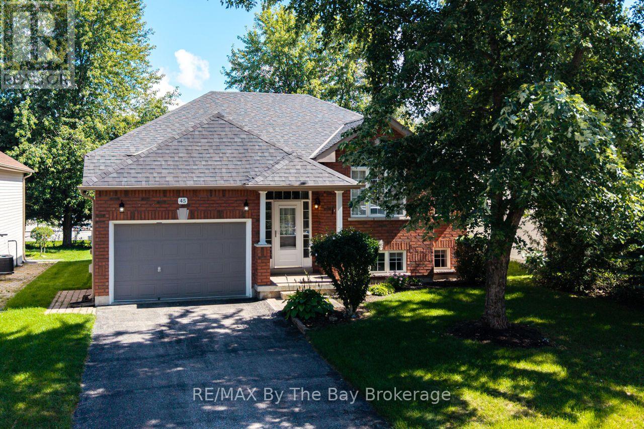 45 ROSE VALLEY WAY, Wasaga Beach