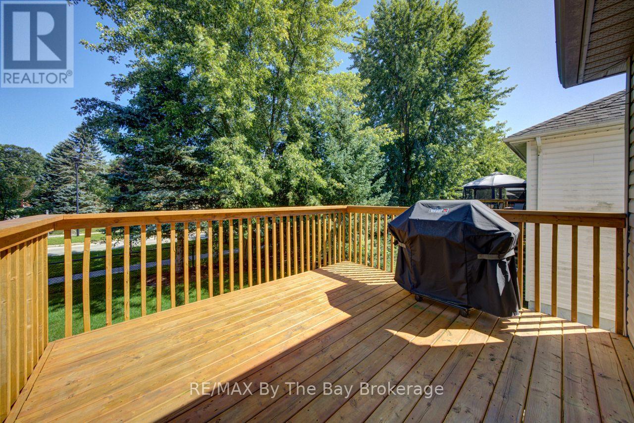 45 ROSE VALLEY WAY - 16