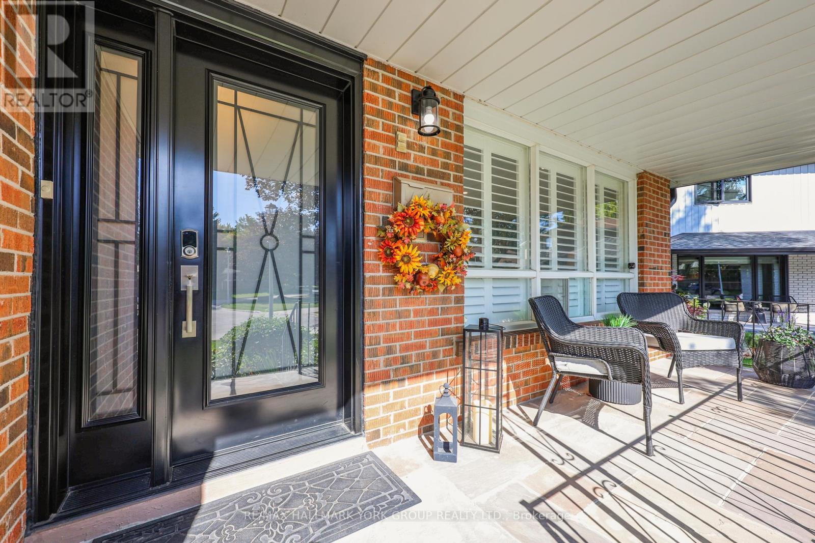 93 JULIA COURT, Newmarket (Central Newmarket) — photo 3
