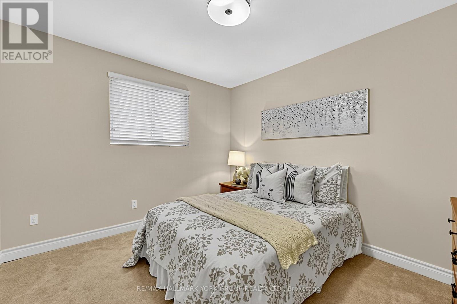 93 JULIA COURT - 37