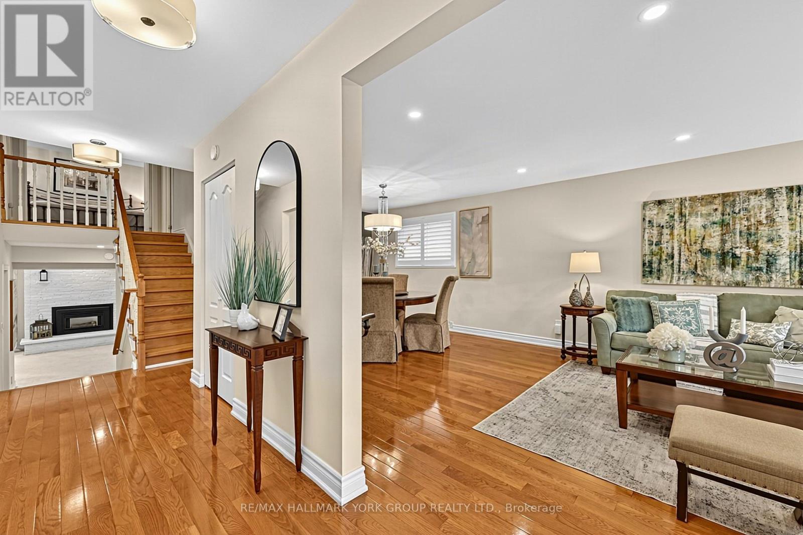 93 JULIA COURT - 4