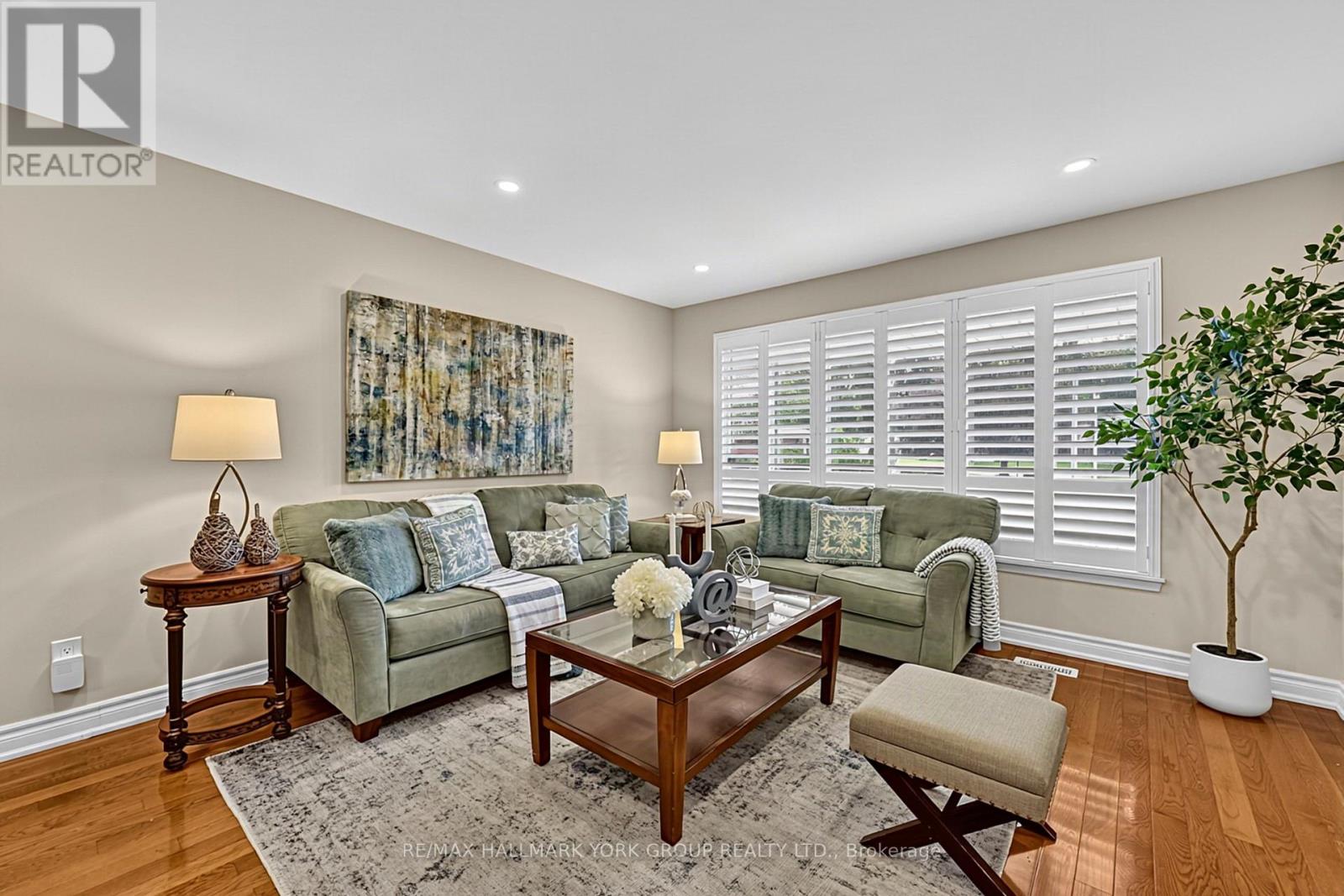 93 JULIA COURT, Newmarket (Central Newmarket) — photo 6