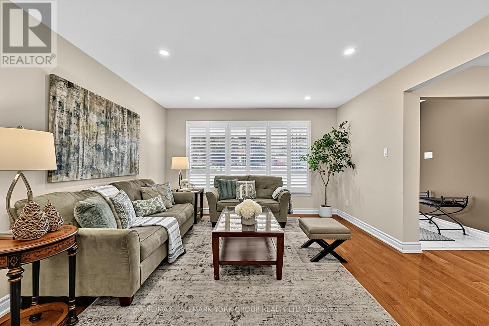 93 JULIA COURT, Newmarket (Central Newmarket) — photo 7