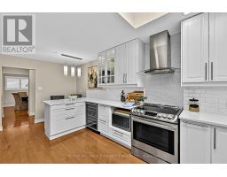 93 Julia Court, Newmarket, ON L3Y4T7 Photo 16